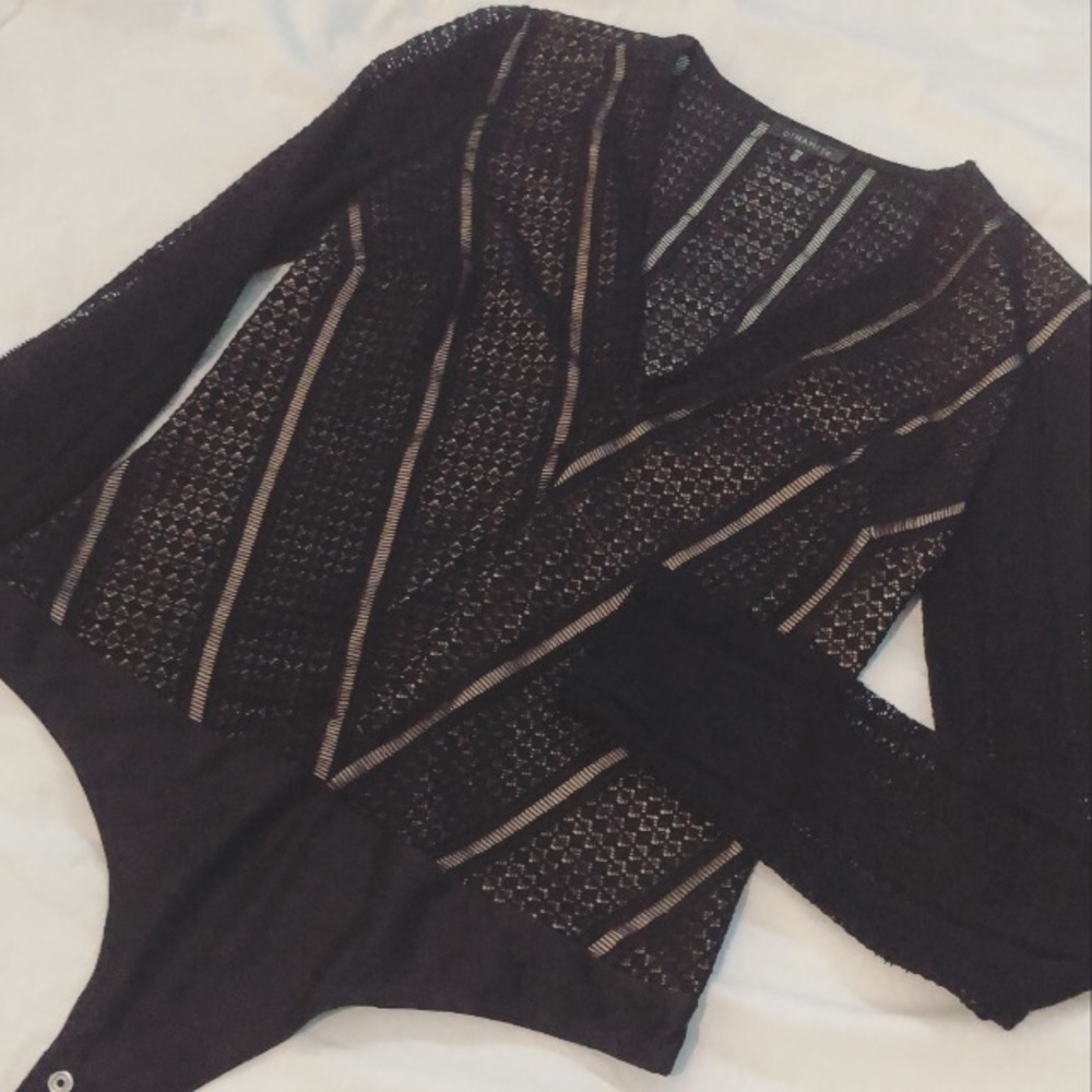 Dynamite bodysuit vneck shear